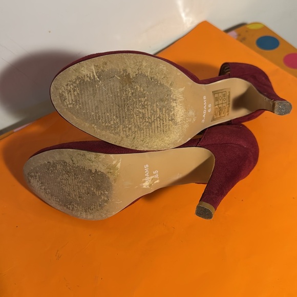 Burgundy Heels - Picture 7 of 7